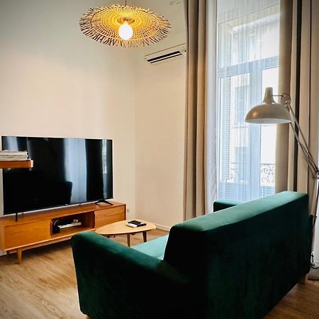 Duplex-Ceiling Height 1,9M-Free Private Parking-Self Check In !! Duplex Climatise-Hauteur Sous Plafond 1,9M-Parking Prive Gratuit-Arrivee Autonome !! Авіньйон Екстер'єр фото